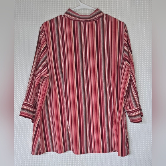 Striped Blouse Womens 1X Button Front Top Business Casual Chic Work - Picture 6 of 9